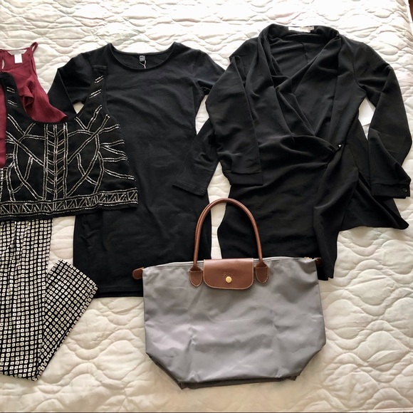 ❌DONATED❌ 8 item not so mystery box sz XS - S - Picture 6 of 12